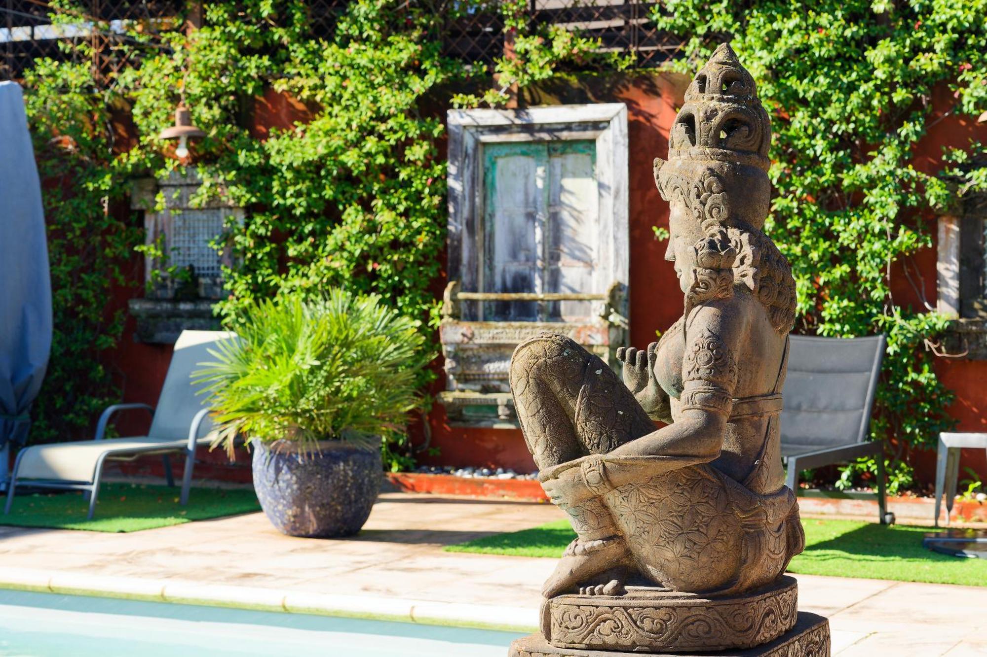 Couleurs Du Sud Bed & Breakfast Vallon-Pont-dʼArc Екстериор снимка